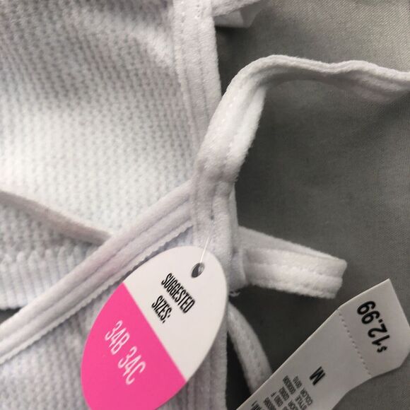 New True by Rue 21 3 White No Pads Seamless Wireless Bras Size M 34B 34C Teens - Picture 5 of 12